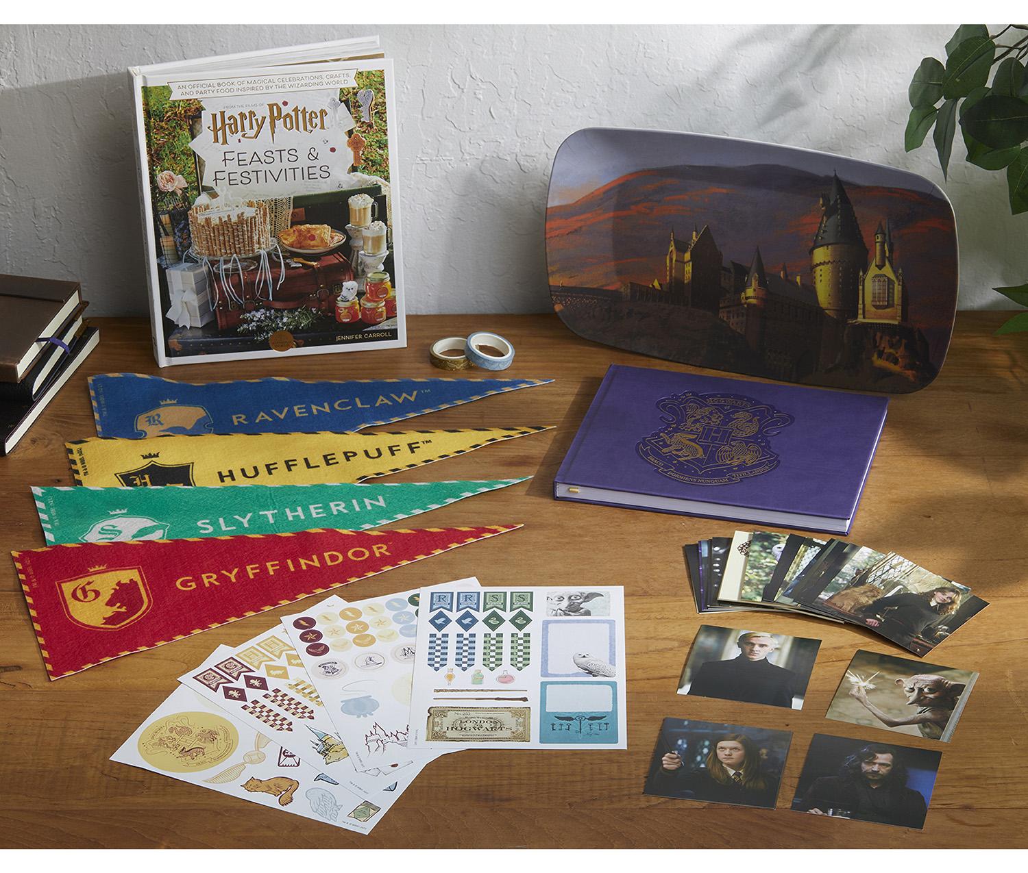 Harry Potter: Feasts & Festivities Deluxe Gift Set